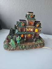 Disney Haunted Mansion Hitchhiking Ghosts Light Up Musical House