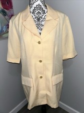 Vtg 1980  s Alfred Dunner Size 14 Yellow Short Sleeve Two Pocket Blazer