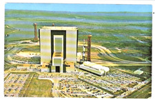 42) USA: Old Postcard John F. Kennedy Space Center N.A.S.A.