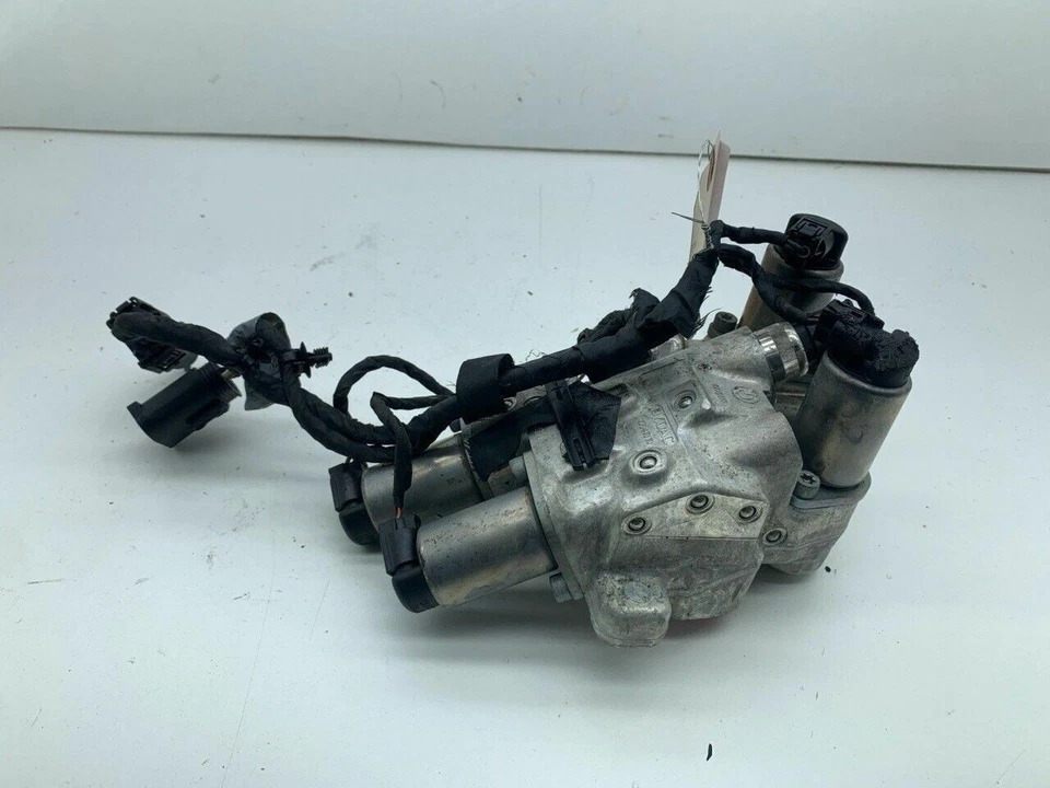 BMW 535i 2011 bloque de válvulas de transmisión dinámica 37146775258 OEM usado Foto 3 de 4