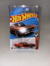 Hot Wheels 2025 71 Dodge Challenger 131250 Musclemania Hot Wheels 2025 71 Dodge Challenger 131250 Musclemania