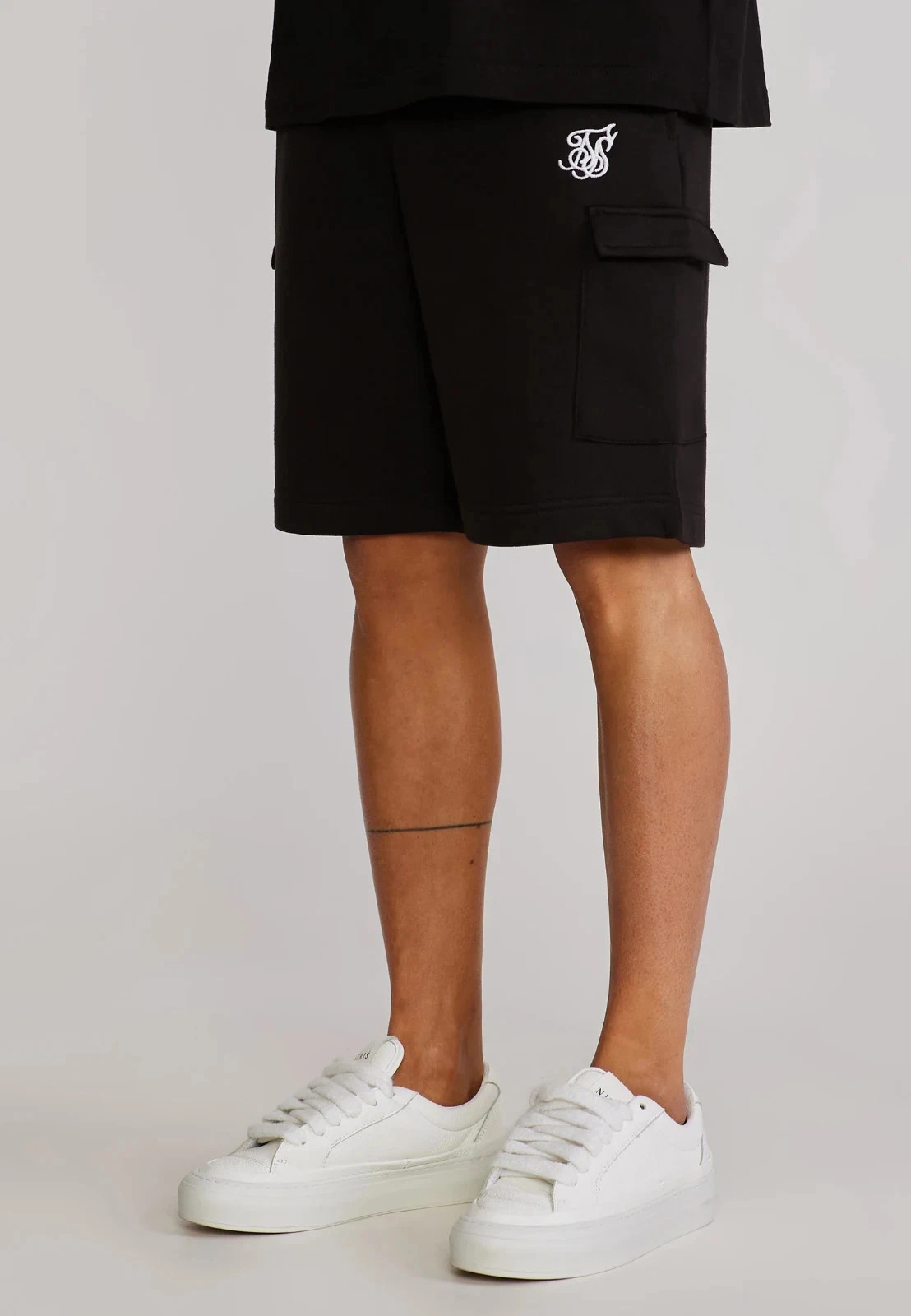 SikSilk Mens Black Essentials Cargo Shorts Medium 32" Waist
Opens in a new window or tab