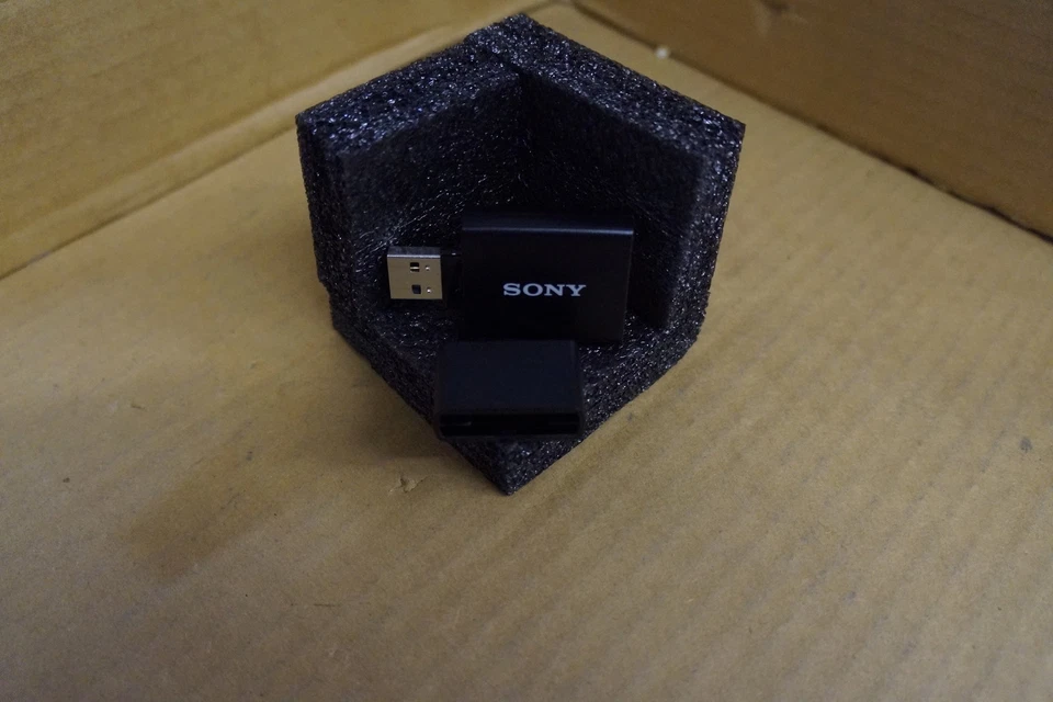 Sony MRW68E-D1 USB Reader/Writer Memory Stick and SD Windows 11 Compatible - Image 3 of 4