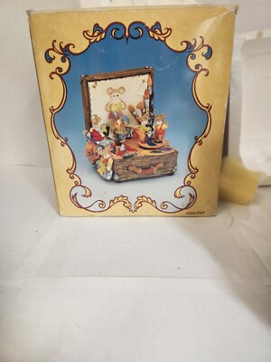 Painting Art Mice Music Box Heritage House Born Free Vintage