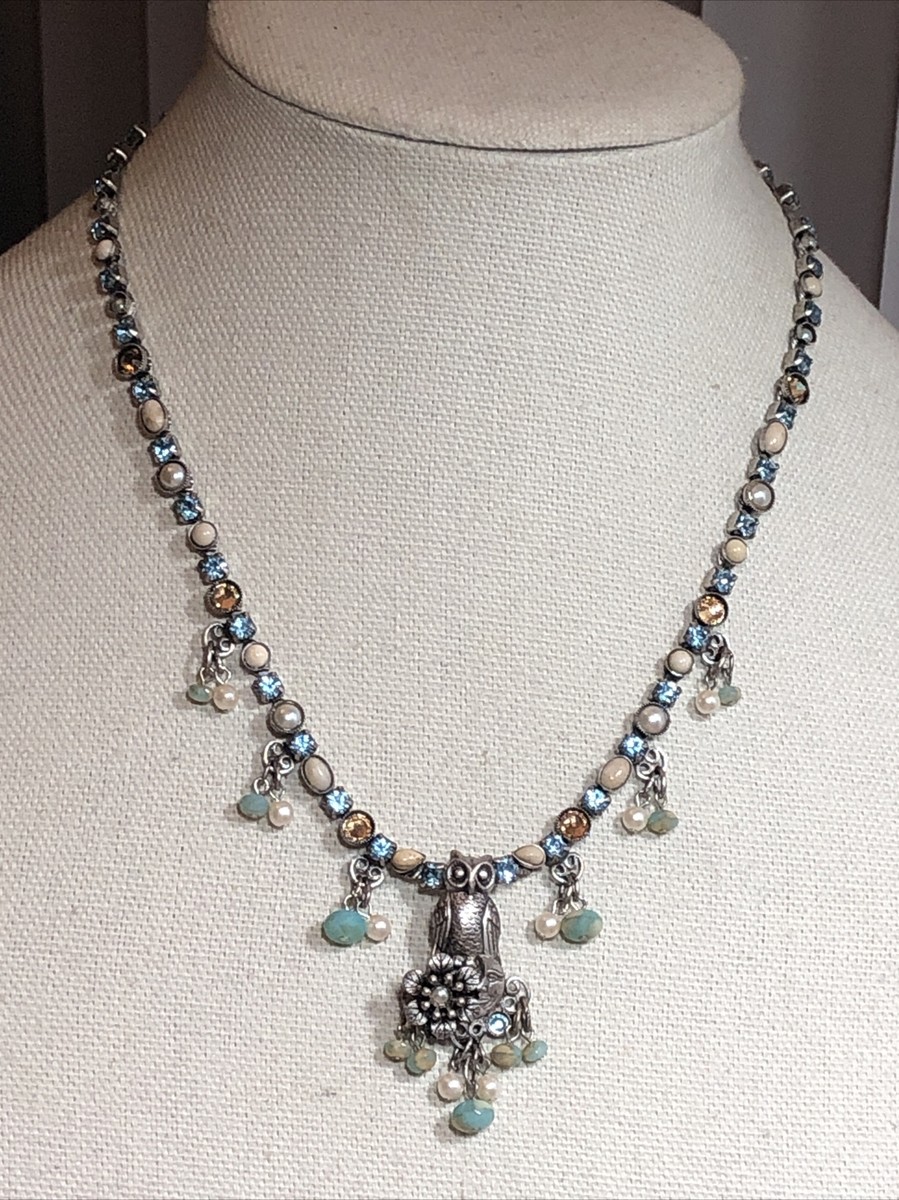 13. Vintage MARY DeMARCO Silver Tone OWL Tennis Link Hands clasp