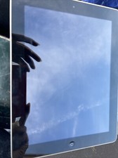 Apple iPad 4th Gen A1458 16 GB Silver For parts Still Works