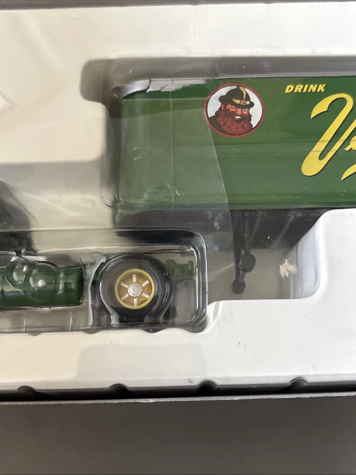 Corgi US50711 Heavy Haulers, Mack LJ Vernor's Ginger Ale, Limited Edition NEW - Image 4 of 4