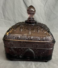 RAREVintage Amethyst Purple Indiana Glass Honey Bee Beehive Box Tiara Candy Dish