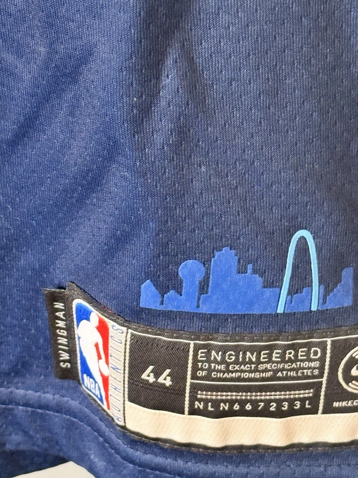 Nike Dallas Mavericks NBA Kristaps Porzingis #6 Edición City Talla 44 Mediana Foto 2 de 4