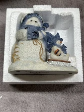 Enesco Cherished Teddies, NORA, 2001, Snowbear pulling Sled
