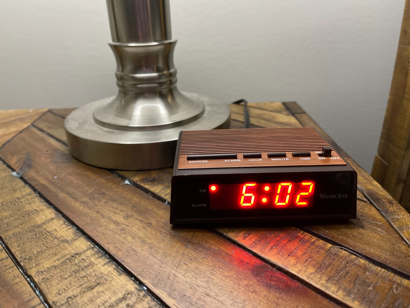 Westclox Retro Woodgrain Small Alarm Clock with Red LED Snooze Battery Backup