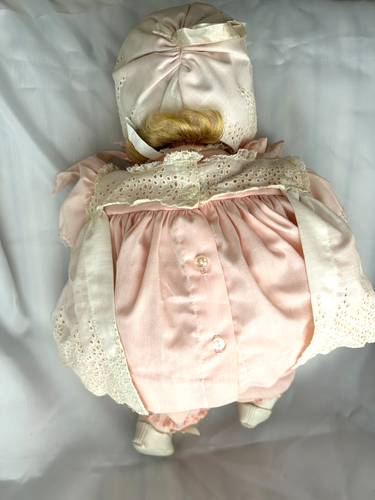 Vintage Cryer Madame Alexander McGuffey Doll 16" Original Outfit - Picture 9 of 9