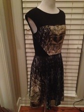 Vince Camuto Black Front Pockets Accent Art Decor Snakeprint dress Size 4
