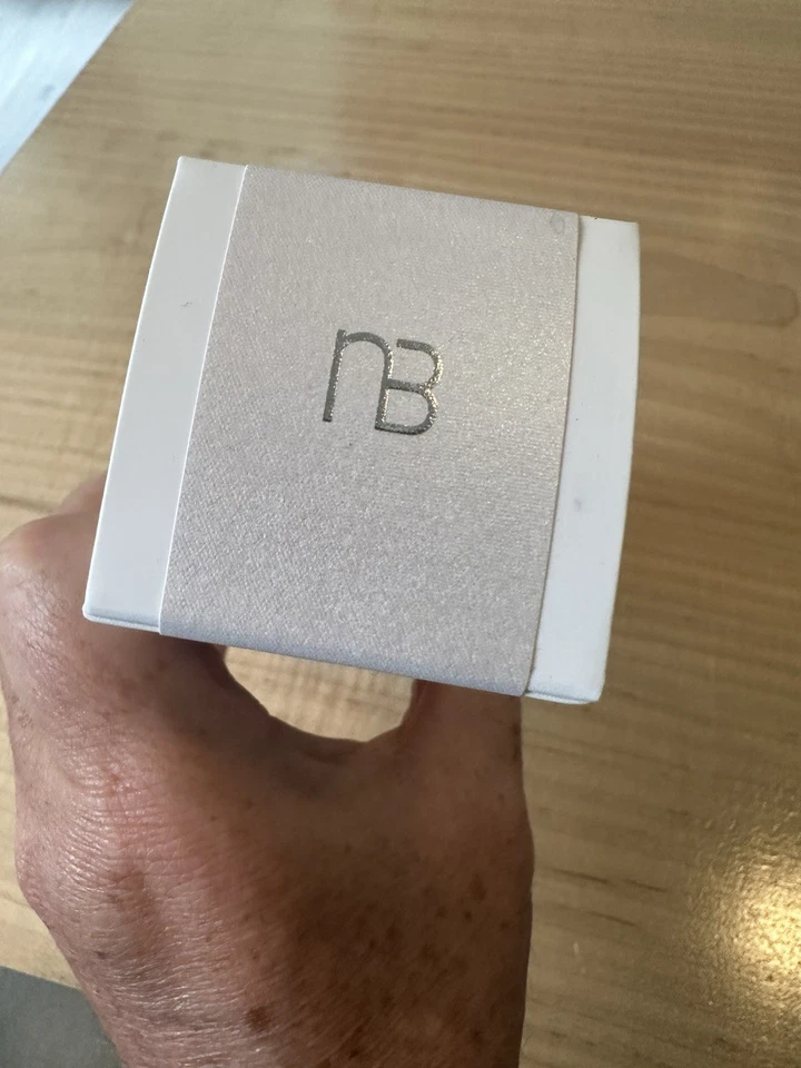 Lifting de ojos Natura Bisse Inhibit Retinol Foto 3 de 4