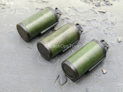 1/6 Scale Toy Half-Life 2 - Gordon Freeman - Grenades