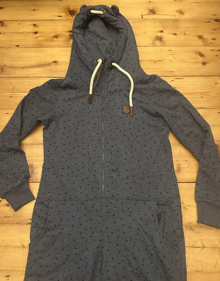 NAKETANO Damen Jumpsuit graublau Sterne in Konturen, Kapuze Örchen Gr. L Top - Bild 4 von 4