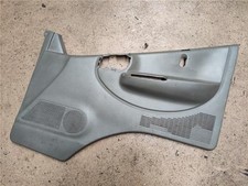 Porte avant et accessoires Nissan CABSTAR