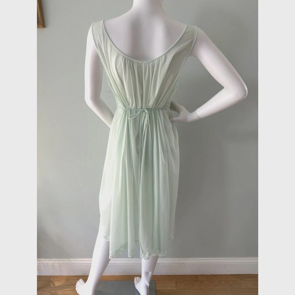 1960s Vintage Mint Green Sheer Lace Midi Nightgown Slip Dress size 36 Medium - Image 2 of 4
