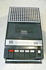 BINATONE PRINCESS CASSETTE TAPE RECORDER - PARTS / REPAIR / DISPLAY