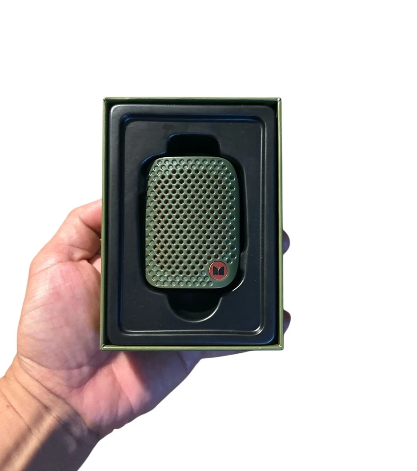 Monster Blaster Micro Portátil Bluetooth Altavoz Clip en Altavoz Inalámbrico Imán Foto 2 de 4