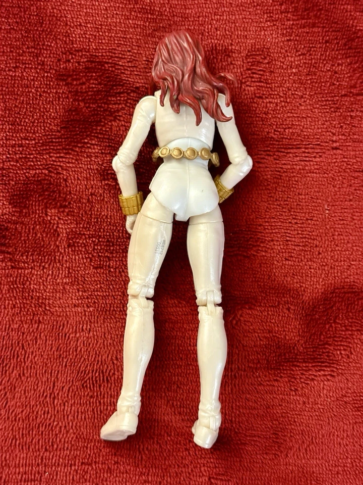 Figura de acción Hasbro Legends Deadly Origin Black Widow exclusiva de 6 pulgadas - E8712 Foto 2 de 4