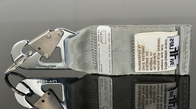 American Airlines by FlapsFive  aus original  MD11 Safety Belt -  DAVIS NY