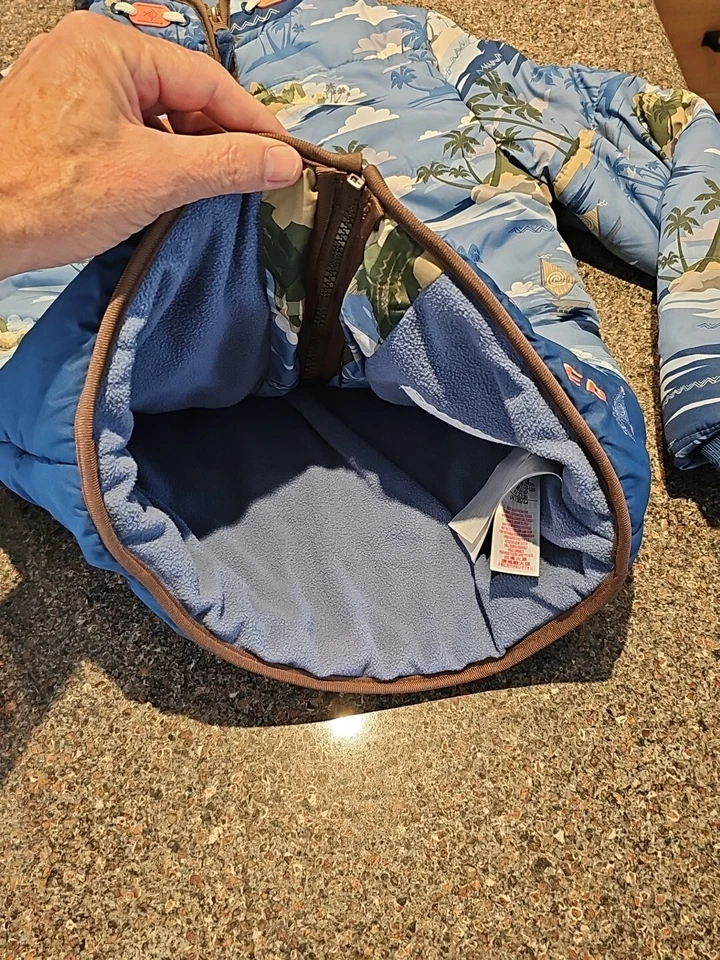 Disney Moana Wayfinder Maui Kids 7/8 Zip Up Puffer Jacket Blue Embroidered EUC - Image 4 of 4