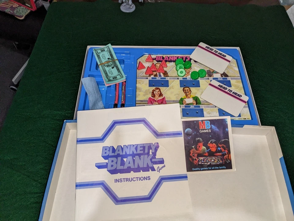 BLANKETY BLANK + FAMILY FORTUNES - classic boardgames in great condition - Image 3 of 4