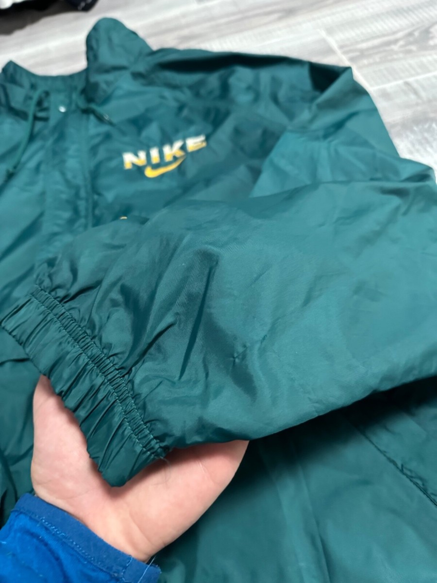 VINTAGE NIKE NYLON JACKET BIG SWOOSH LIMITED EDITION VINTAGE NIKE NYLON JACKET BIG SWOOSH LIMITED EDITION