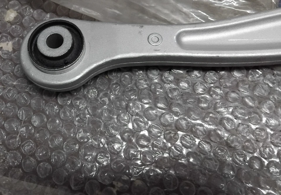 Brazo de control superior trasero original mercedes-benz clase s w220 a2203502206 Foto 4 de 4