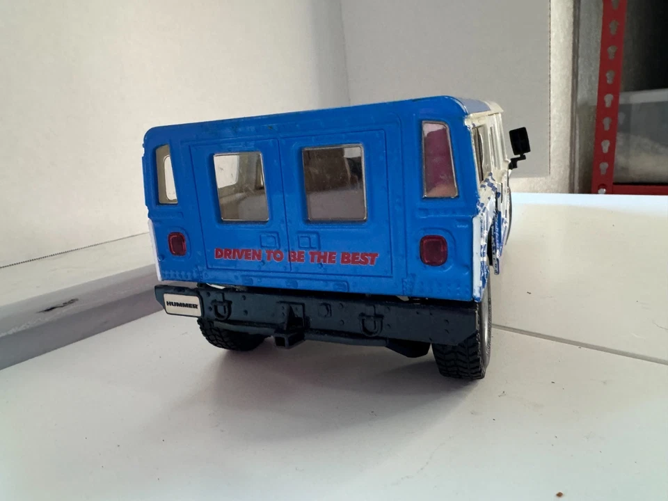 1/18 SCALE LOOSE DIECAST MAISTO SPICER HUMMER - Image 3 of 4