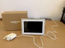 White Portal Mini 8" from Facebook. Smart, Hands-Free Video Calls, smart sounds