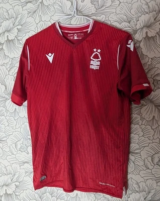 Nottingham Forest Home football Shirt 2019/20 Macron Kids Size 11-12 Years Old - Image 1 of 4