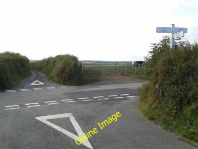 Photo 6x4 Lane junction with very new-looking signs on the signpost St Ke c2014