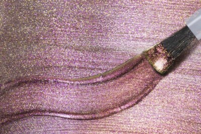 Jolifin LAVENI Shellac - Cat-Eye 9D chameleon champagne-magenta 10ml