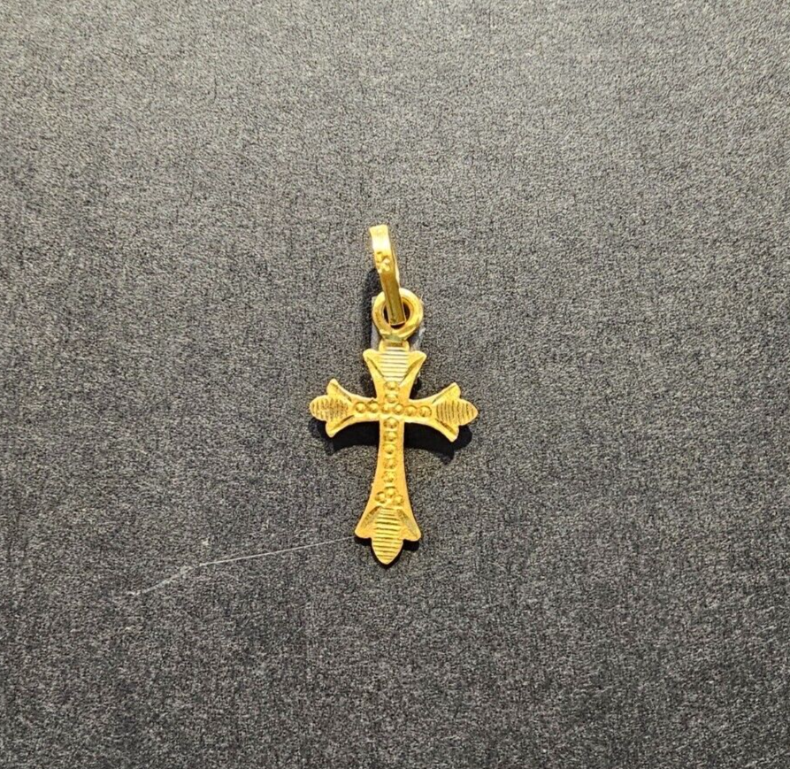 22 K Hallmarked Yellow Gold Cross Pendent