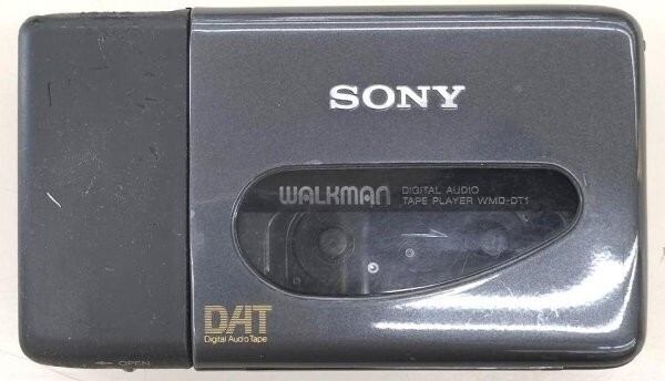 Sony WMD-DT1 DAT Walkman Digital Audio Tape Player Retro Sony WMD-DT1 DAT Walkman Digital Audio Tape Player Retro