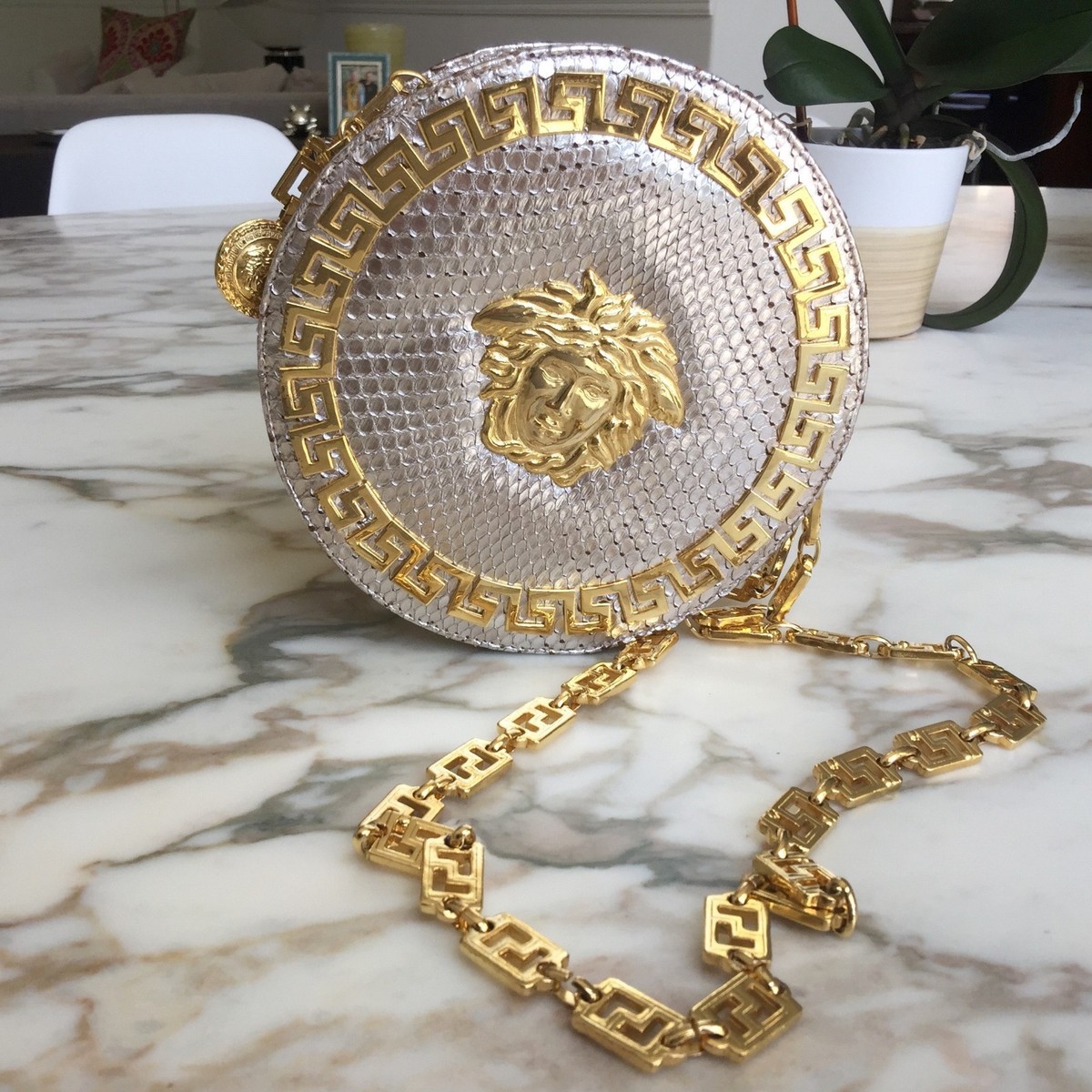 GIANNI VERSACE】 バニティ パーティーバッグ ゴールド金具 楽天