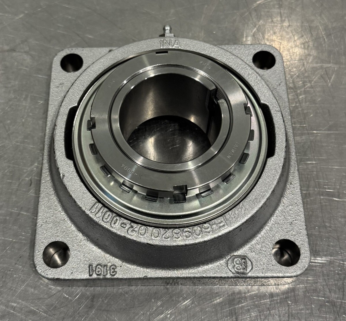 Aconstune HS1790 TI　+　ARS133 Scotseal Wheel Seal (47697) - Midwest Bus Parts