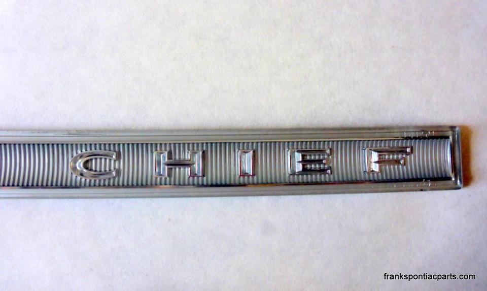 Pontiac Star Chief 1964 emblema de tablero OEM GM 64 Foto 3 de 4