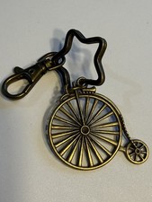 PENNY FARTHING CYCLE BRONZEFARBEN DOPPEL SCHLÜSSELANHÄNGER TASCHENANHÄNGER