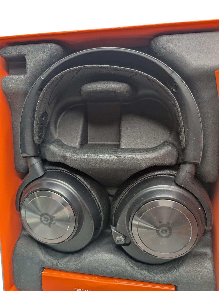 SteelSeries Arctis Nova Pro Wired Headset 61527 - Headset Only