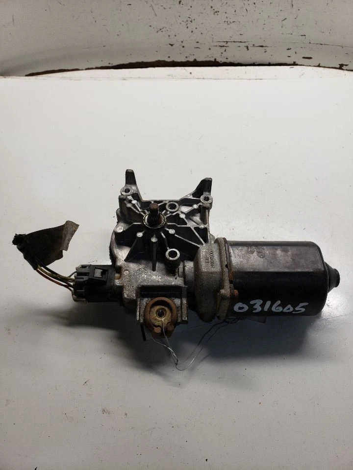 Windshield Wiper Motor Fits 03 AVALANCHE 1500 1328769 - Image 4 of 4