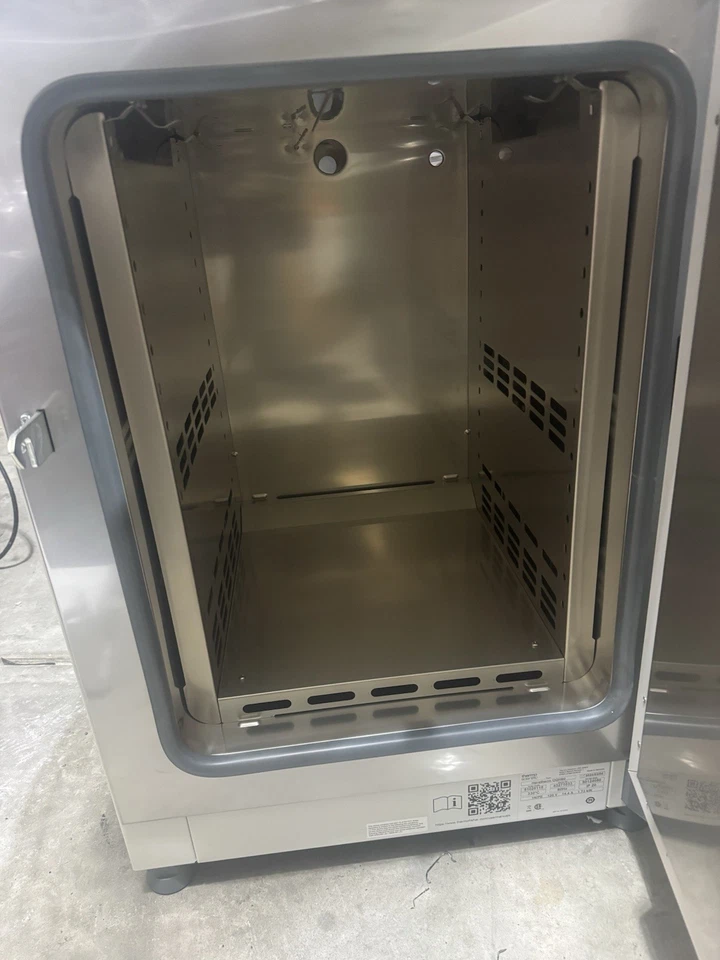 2024 SCIENTIFIC HERATHERM OGS60 65 L CONVECÇÃO POR GRAVIDADE 250 C. FORNO 51028112 - Imagem 3 de 4