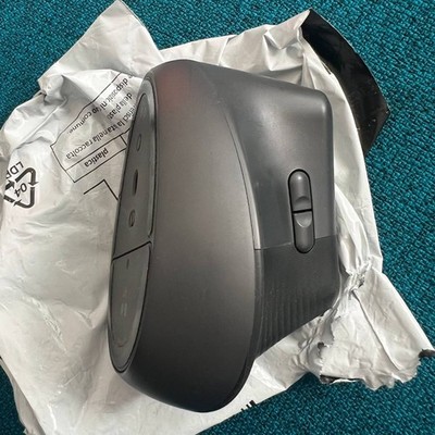 Logitech Lift Vertical Maus Graphit Logi Bolt Dongle gebraucht