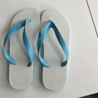 Havaianas talla 6 7. Azul/Blanco. Chanclas.