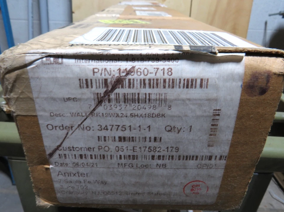 Chatsworth 11960-718 Fixed Wall-Mount Equipment Rack; 12U x 19"W x 18"D  [CTH] - Image 2 of 4