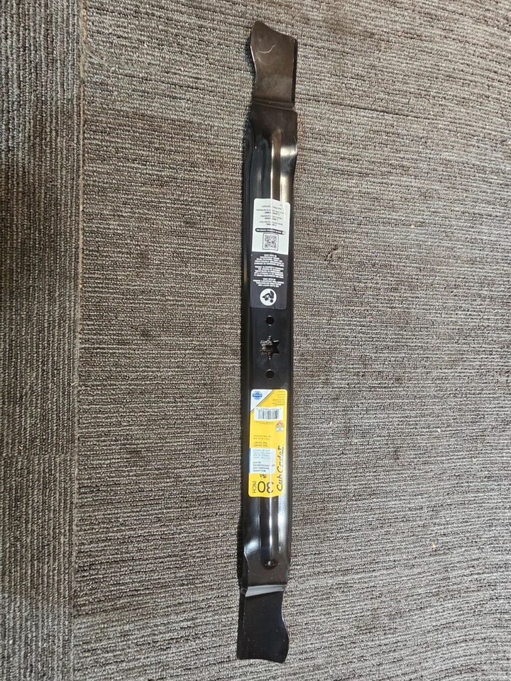 CUB CADET 490-110-C135 30" Hoja 3 en 1 para plataformas de corte de 30" para CC30 y CC30 H Foto 2 de 4