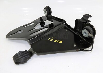 Genuine Range Rover Sport L494 3.0 Diesel Fuel Filter Bracket only