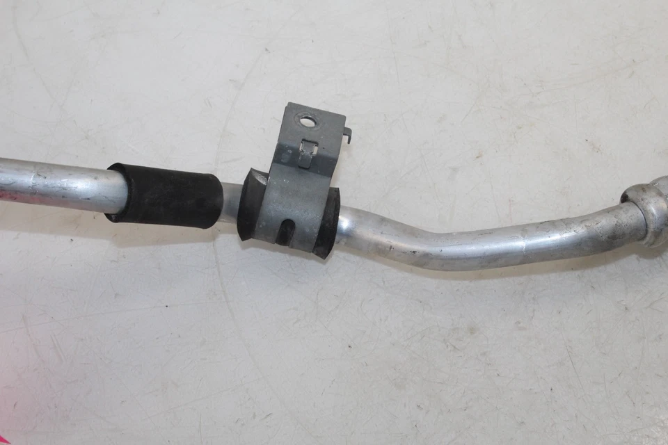 Manguera de succión de aire acondicionado Subaru WRX STI 2015-2021 2,5 L OEM EP121 Foto 4 de 4